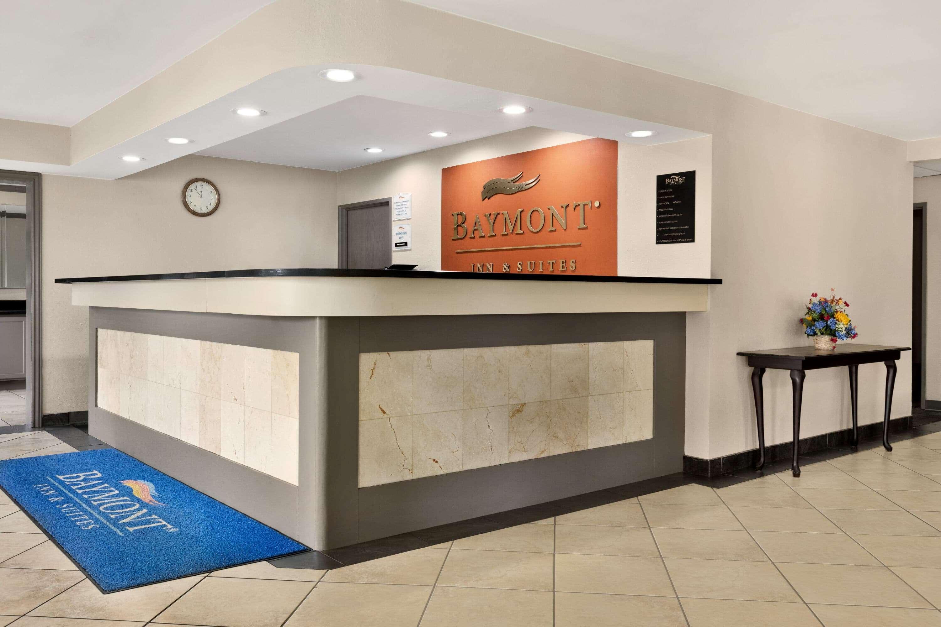 Hotel Baymont By Wyndham Monroe Exterior foto